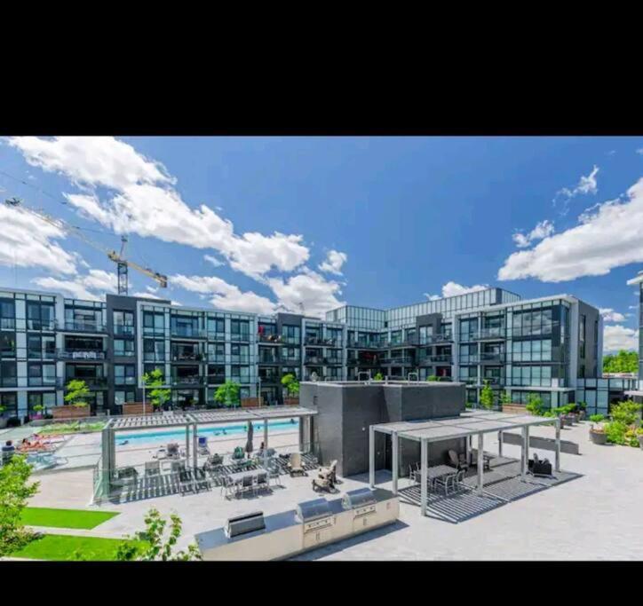 Cozy South View Suite Overlooking The Nature Trail Innisfil Exterior foto
